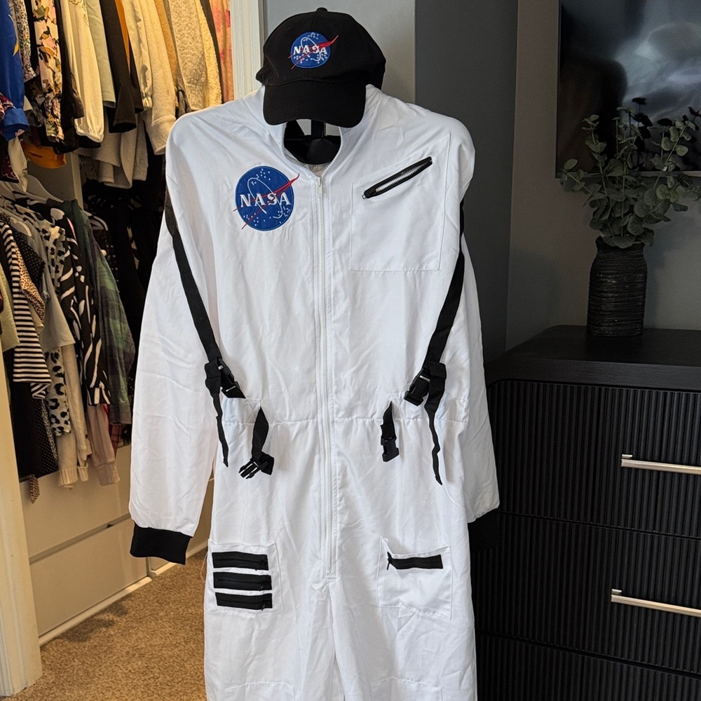 NASA White Flight Suit Jumpsuit Costume